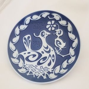 Vintage Royal Copenhagen Mother's Day plate